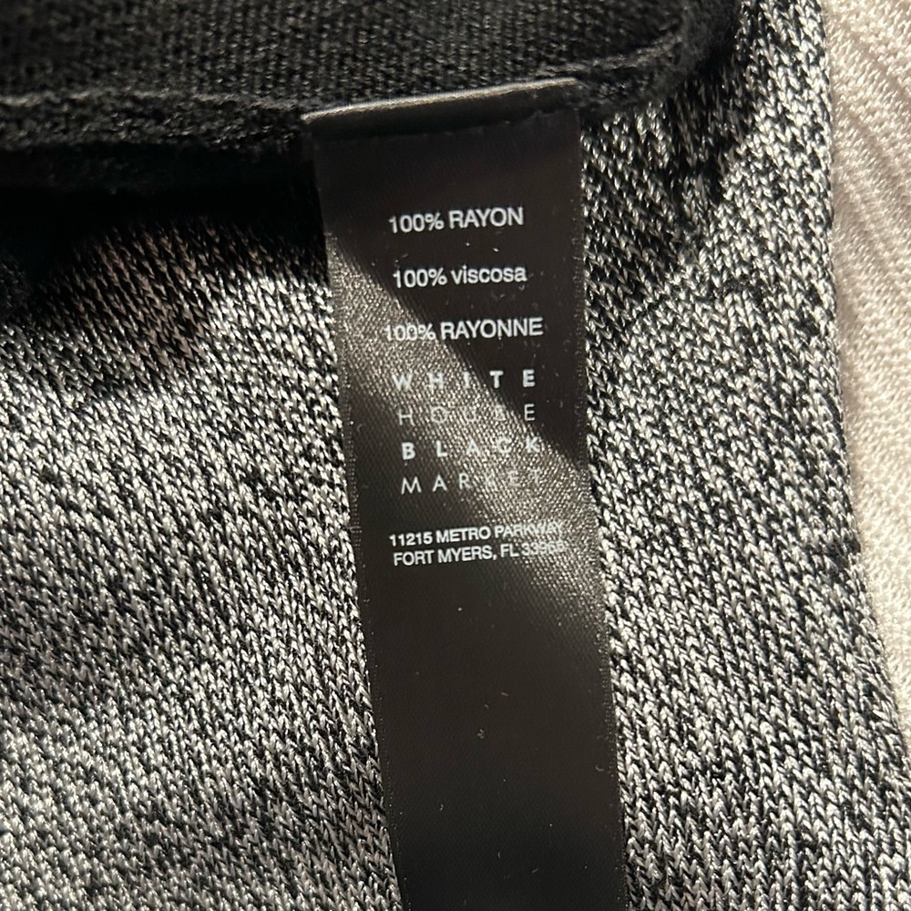 WHBM Colorblock Marled Pollover - Picture 8 of 9